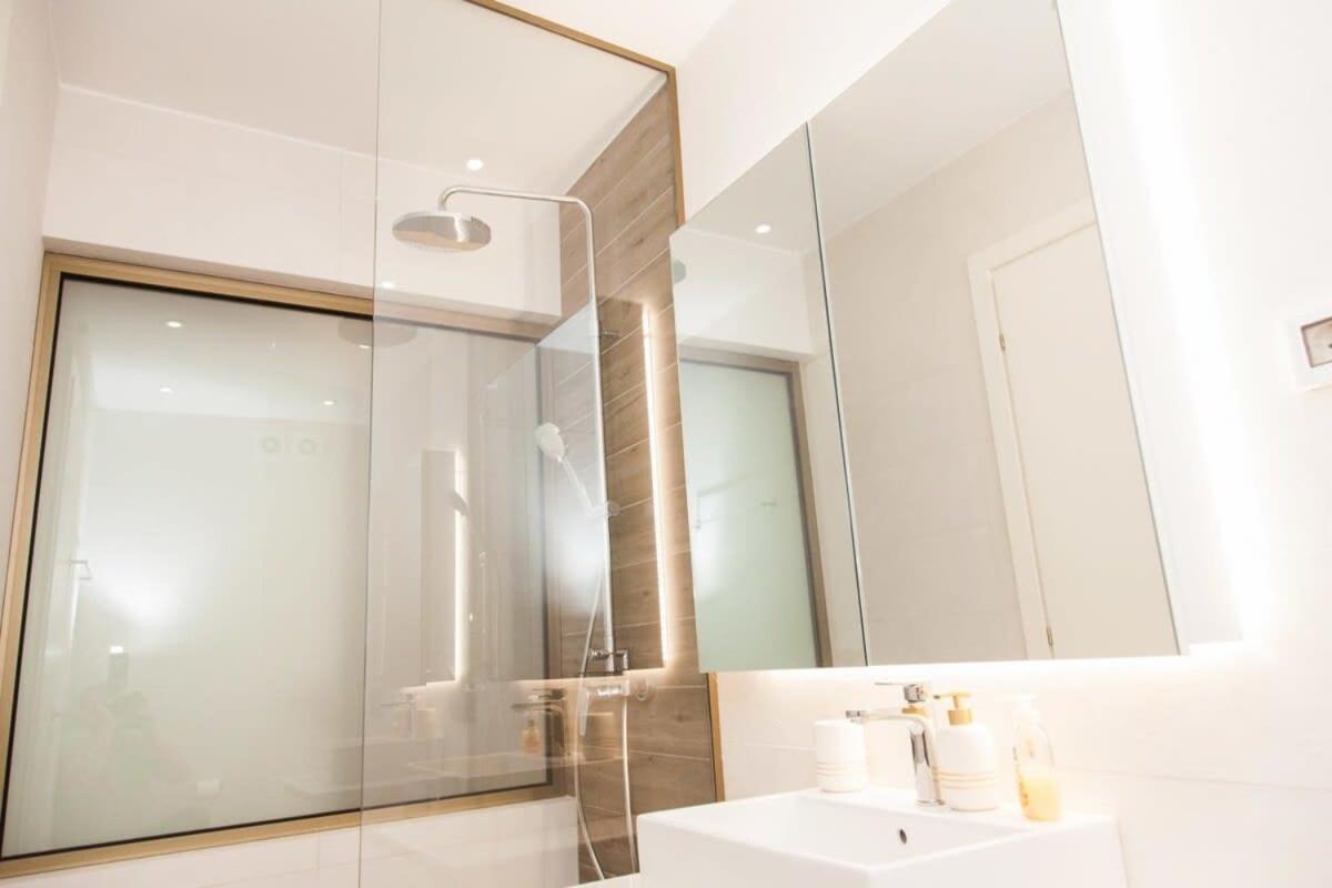 אתונה Comfortable 2 Bd Apt Near Sintagma Square מראה חיצוני תמונה