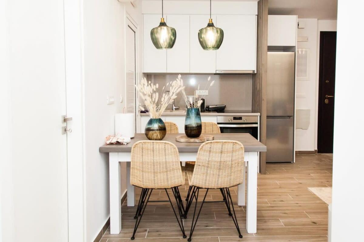 אתונה Comfortable 2 Bd Apt Near Sintagma Square מראה חיצוני תמונה