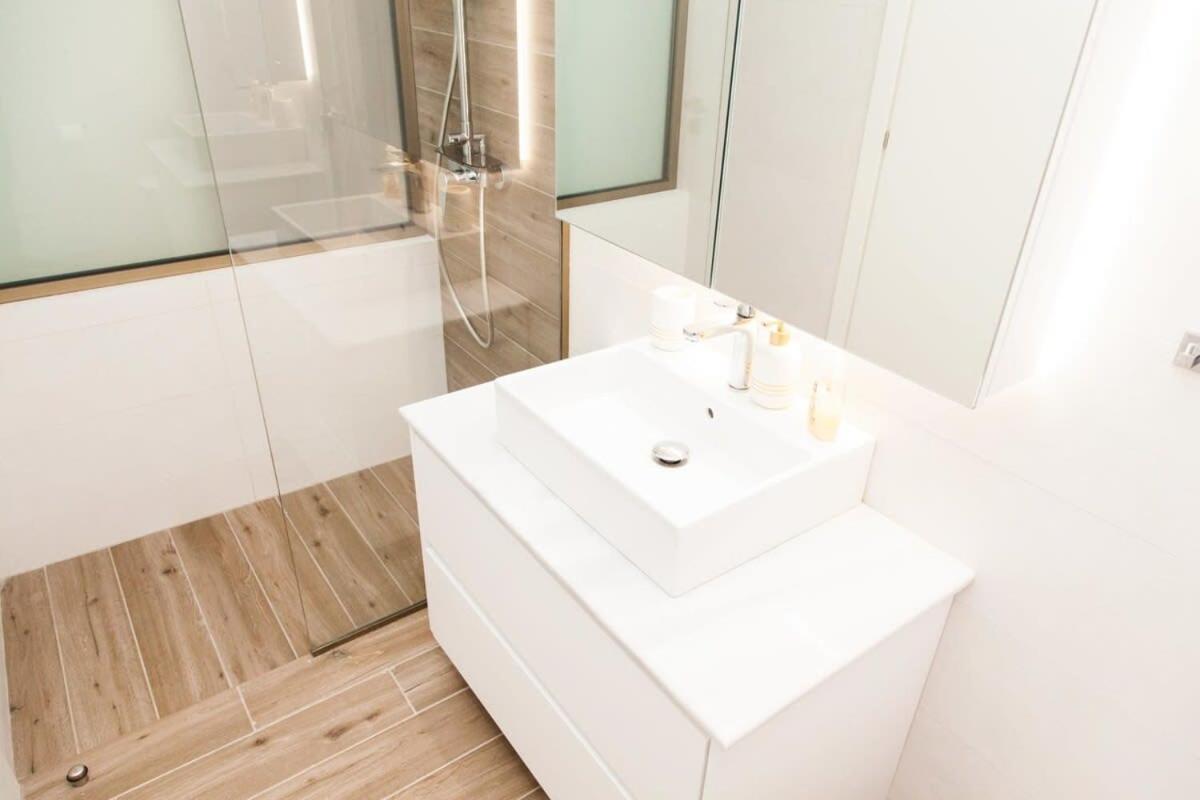 אתונה Comfortable 2 Bd Apt Near Sintagma Square מראה חיצוני תמונה